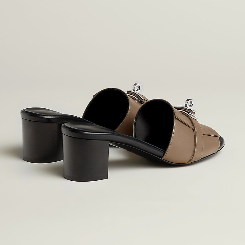 サンダル 《ジジ》 50 - ベージュ | Hermès - エルメス-公式サイト
